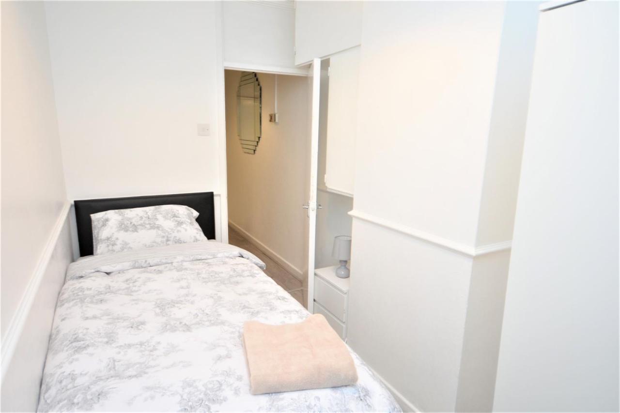 London Zone 1, 3Bedroom Maisonette With A View المظهر الخارجي الصورة